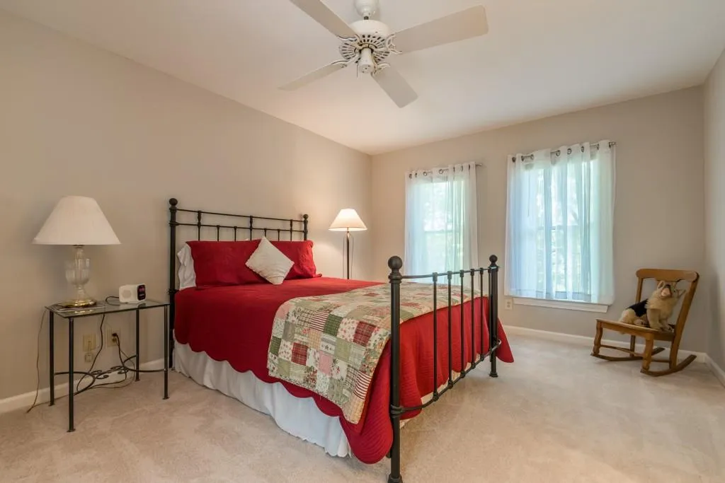 50 Serendipity Way, Sandy Springs, Georgia 30350, 4 Bedrooms Bedrooms, ,3 BathroomsBathrooms,Residential,Sold,50 Serendipity Way,6800869