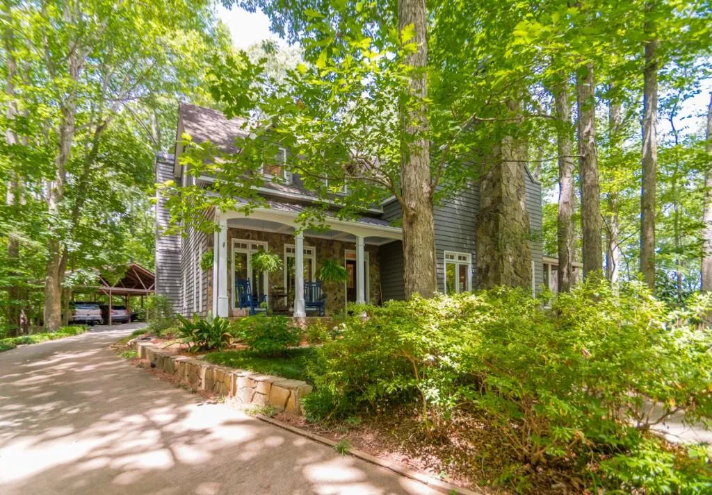 50 Serendipity Way, Sandy Springs, Georgia 30350, 4 Bedrooms Bedrooms, ,3 BathroomsBathrooms,Residential,Sold,50 Serendipity Way,6800869