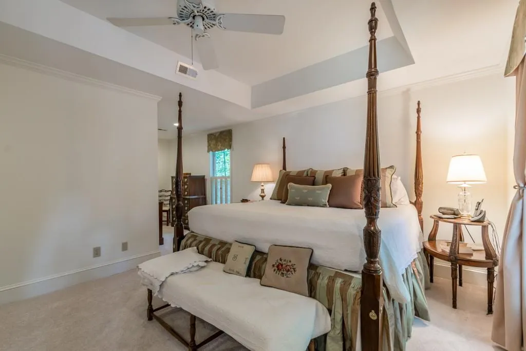 50 Serendipity Way, Sandy Springs, Georgia 30350, 4 Bedrooms Bedrooms, ,3 BathroomsBathrooms,Residential,Sold,50 Serendipity Way,6800869