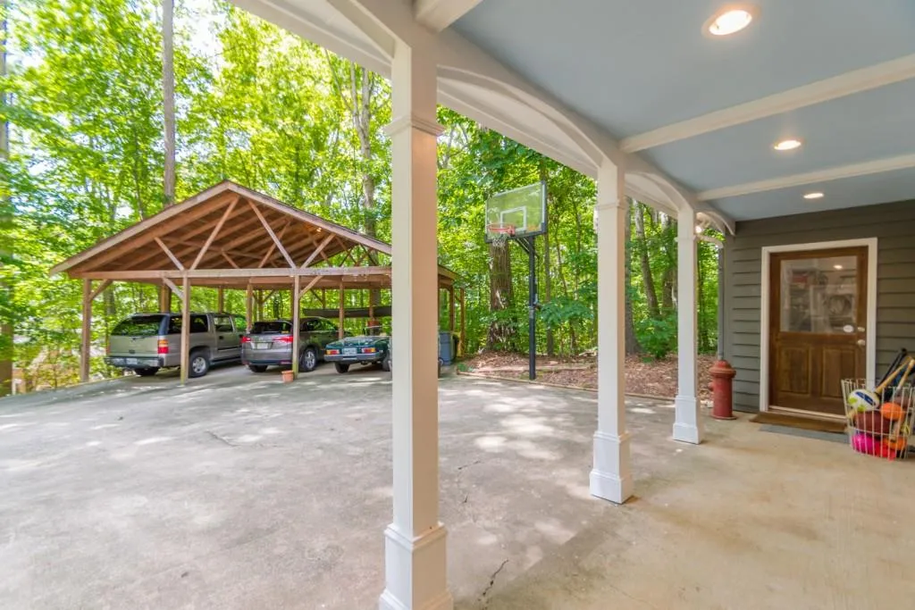 50 Serendipity Way, Sandy Springs, Georgia 30350, 4 Bedrooms Bedrooms, ,3 BathroomsBathrooms,Residential,Sold,50 Serendipity Way,6800869