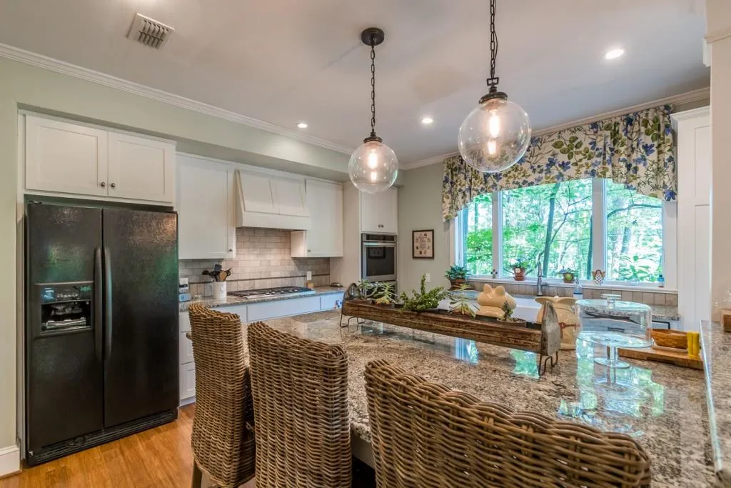 50 Serendipity Way, Sandy Springs, Georgia 30350, 4 Bedrooms Bedrooms, ,3 BathroomsBathrooms,Residential,Sold,50 Serendipity Way,6800869
