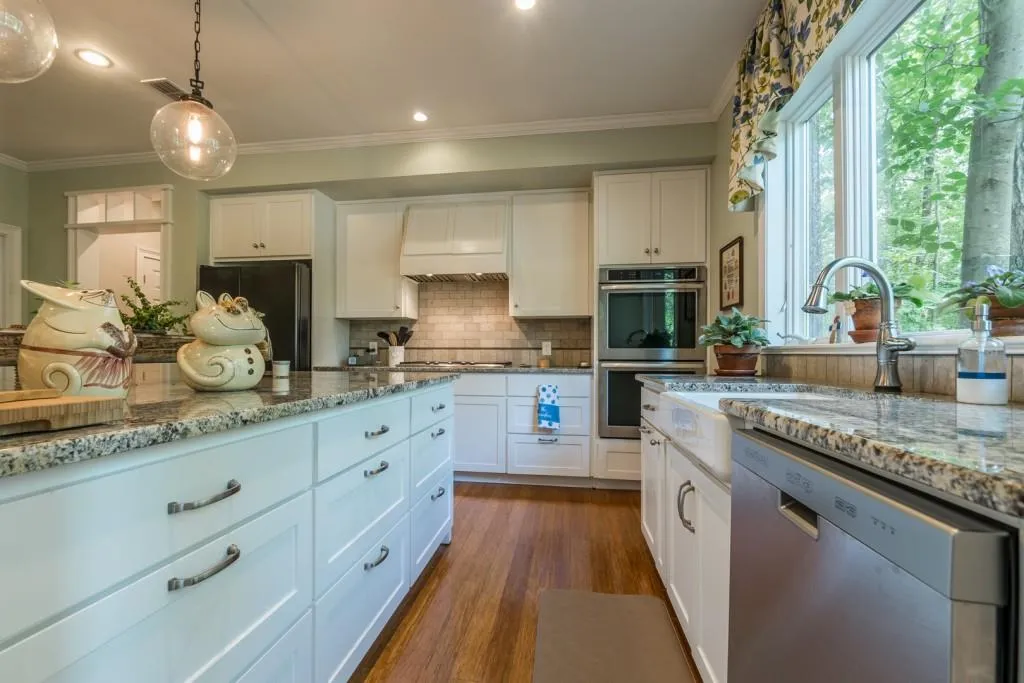 50 Serendipity Way, Sandy Springs, Georgia 30350, 4 Bedrooms Bedrooms, ,3 BathroomsBathrooms,Residential,Sold,50 Serendipity Way,6800869