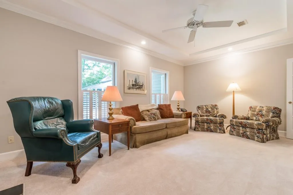 50 Serendipity Way, Sandy Springs, Georgia 30350, 4 Bedrooms Bedrooms, ,3 BathroomsBathrooms,Residential,Sold,50 Serendipity Way,6800869