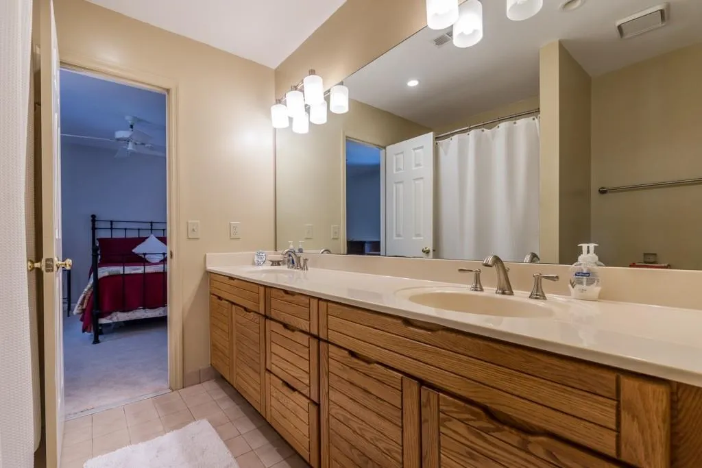 50 Serendipity Way, Sandy Springs, Georgia 30350, 4 Bedrooms Bedrooms, ,3 BathroomsBathrooms,Residential,Sold,50 Serendipity Way,6800869