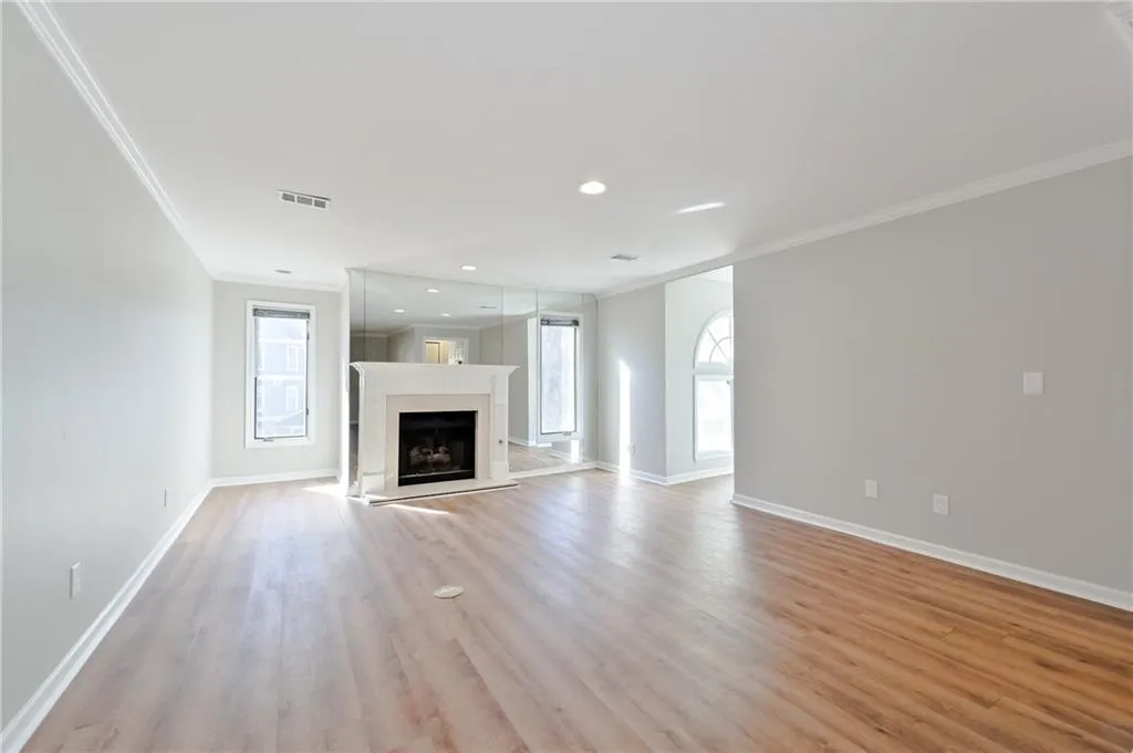 30 Normandy Court Ne Unit 201, Atlanta, Georgia 30324, 3 Bedrooms Bedrooms, ,2 BathroomsBathrooms,Residential,Sold,30 Normandy Court Ne Unit 201,6846158