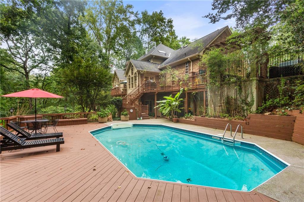 130 Classic Cove, Sandy Springs, Georgia 30350, 4 Bedrooms Bedrooms, ,4 BathroomsBathrooms,Residential,Sold,130 Classic Cove,7271920