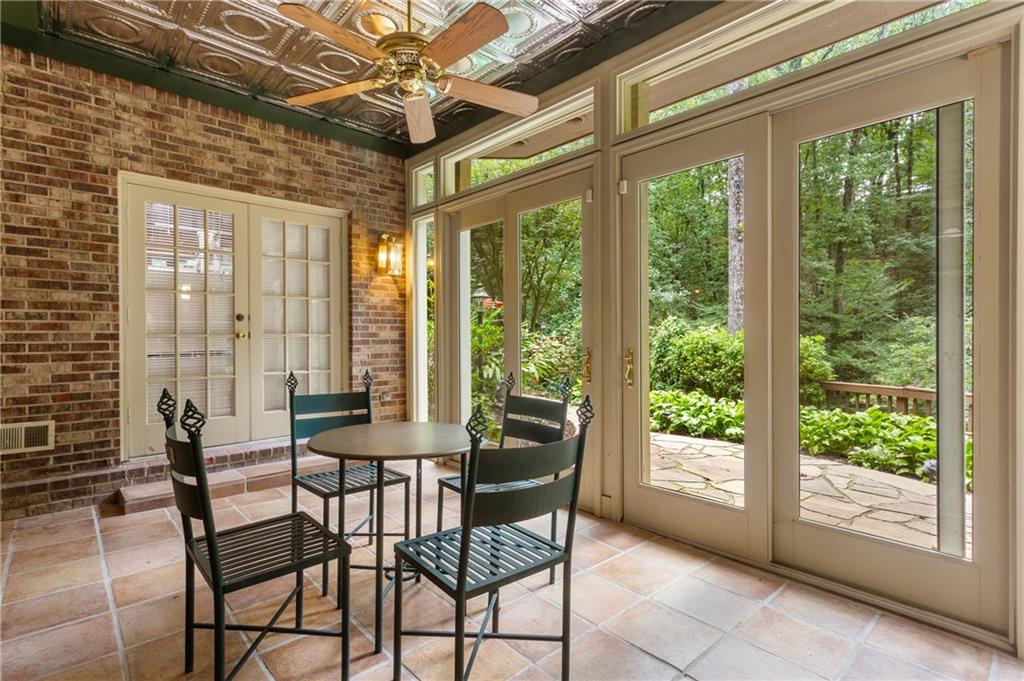 130 Classic Cove, Sandy Springs, Georgia 30350, 4 Bedrooms Bedrooms, ,4 BathroomsBathrooms,Residential,Sold,130 Classic Cove,7271920