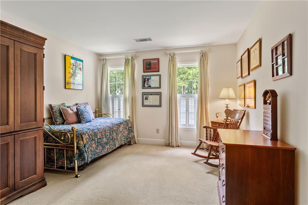 130 Classic Cove, Sandy Springs, Georgia 30350, 4 Bedrooms Bedrooms, ,4 BathroomsBathrooms,Residential,Sold,130 Classic Cove,7271920
