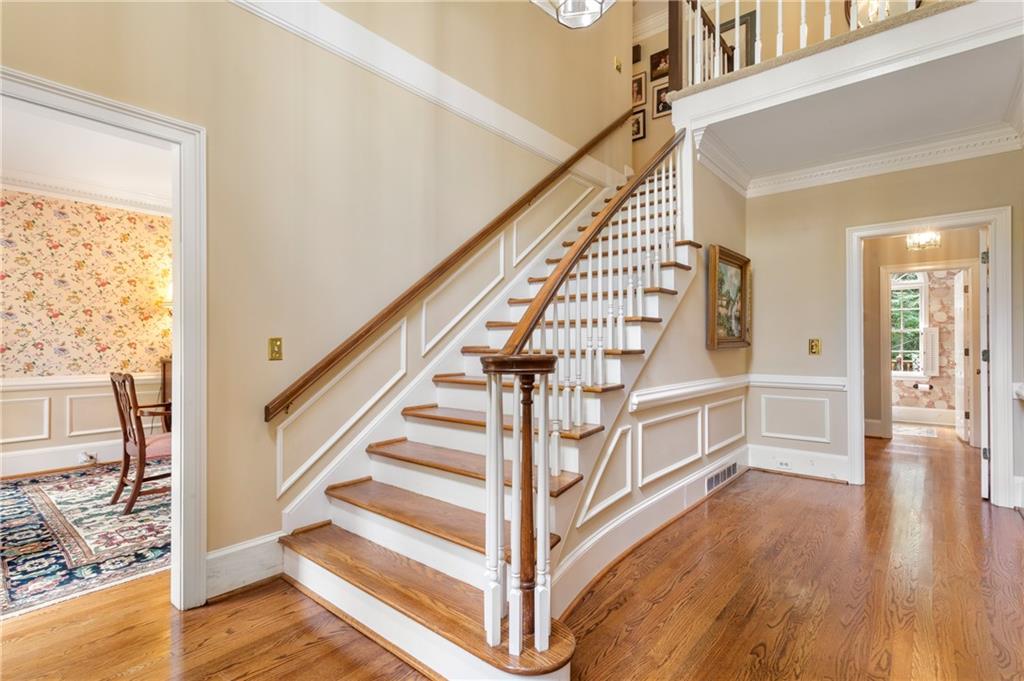 130 Classic Cove, Sandy Springs, Georgia 30350, 4 Bedrooms Bedrooms, ,4 BathroomsBathrooms,Residential,Sold,130 Classic Cove,7271920
