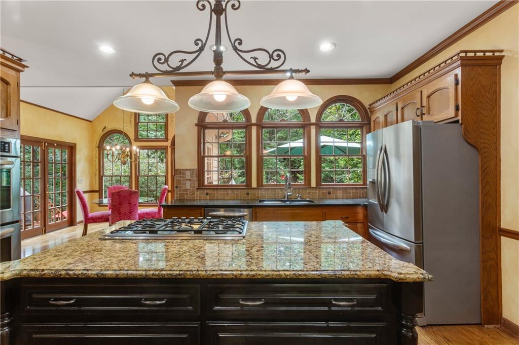 130 Classic Cove, Sandy Springs, Georgia 30350, 4 Bedrooms Bedrooms, ,4 BathroomsBathrooms,Residential,Sold,130 Classic Cove,7271920
