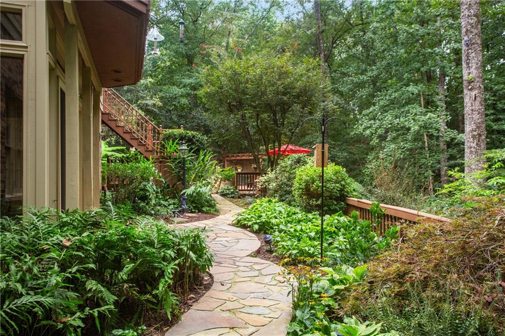 130 Classic Cove, Sandy Springs, Georgia 30350, 4 Bedrooms Bedrooms, ,4 BathroomsBathrooms,Residential,Sold,130 Classic Cove,7271920