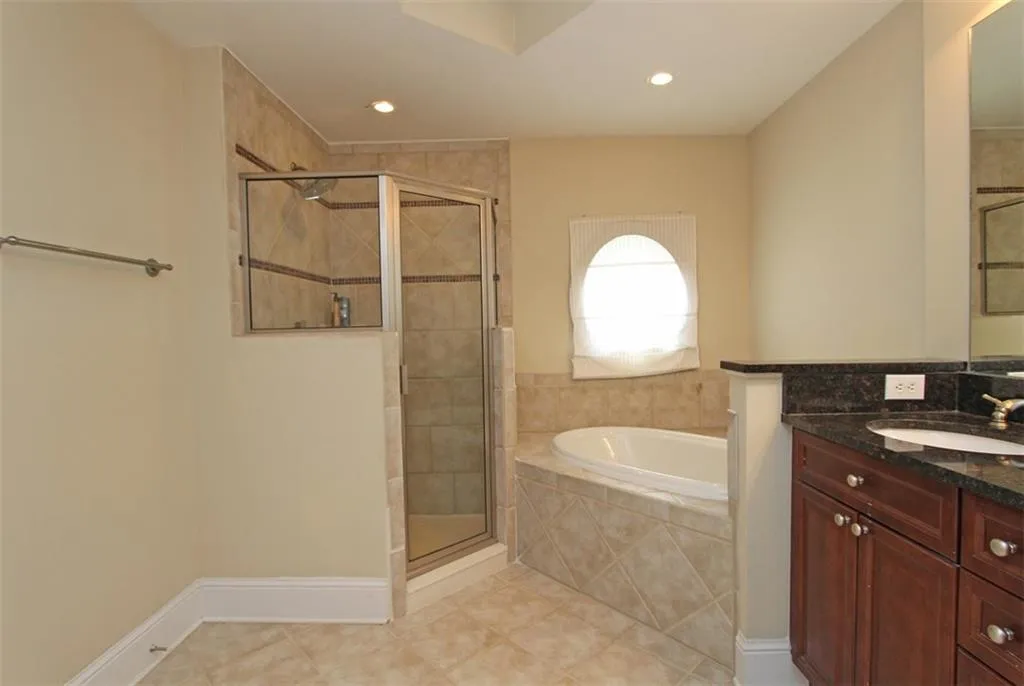 49 High Top Way, Atlanta, Georgia 30328, 3 Bedrooms Bedrooms, ,3 BathroomsBathrooms,Residential,Sold,49 High Top Way,5669898