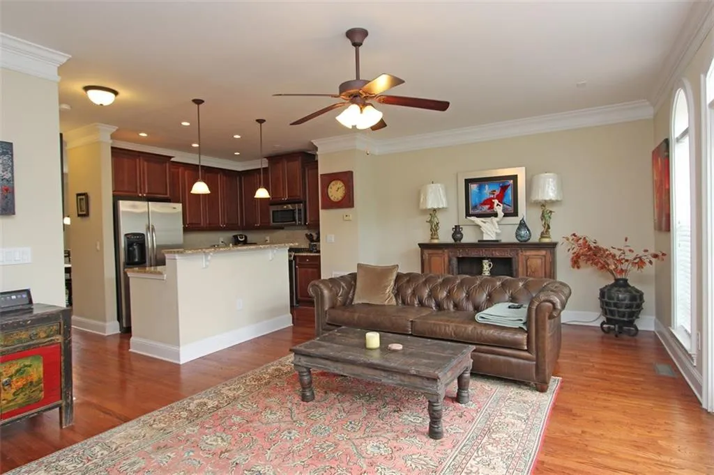 49 High Top Way, Atlanta, Georgia 30328, 3 Bedrooms Bedrooms, ,3 BathroomsBathrooms,Residential,Sold,49 High Top Way,5669898