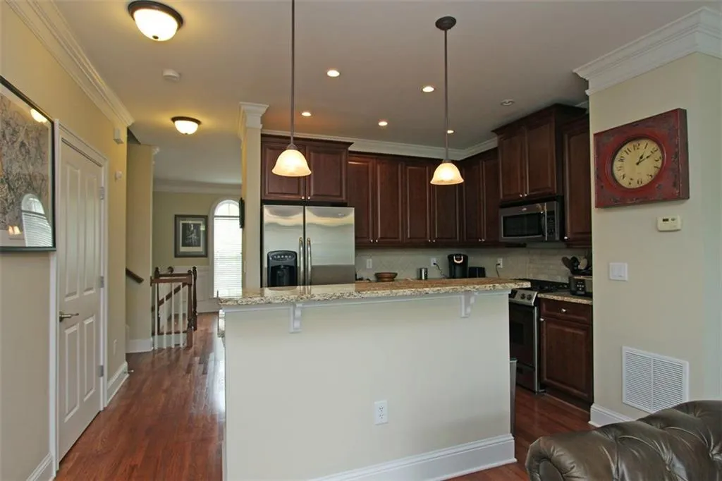 49 High Top Way, Atlanta, Georgia 30328, 3 Bedrooms Bedrooms, ,3 BathroomsBathrooms,Residential,Sold,49 High Top Way,5669898