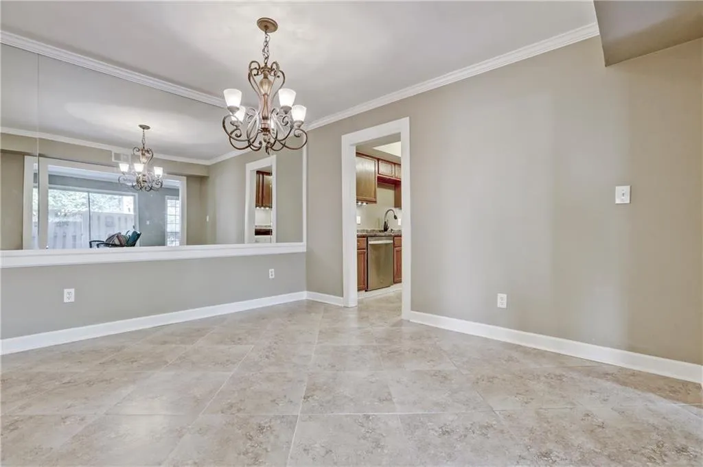 6851 Roswell Road Unit H28, Atlanta, Georgia 30328, 2 Bedrooms Bedrooms, ,2 BathroomsBathrooms,Residential,Sold,6851 Roswell Road Unit H28,5884365