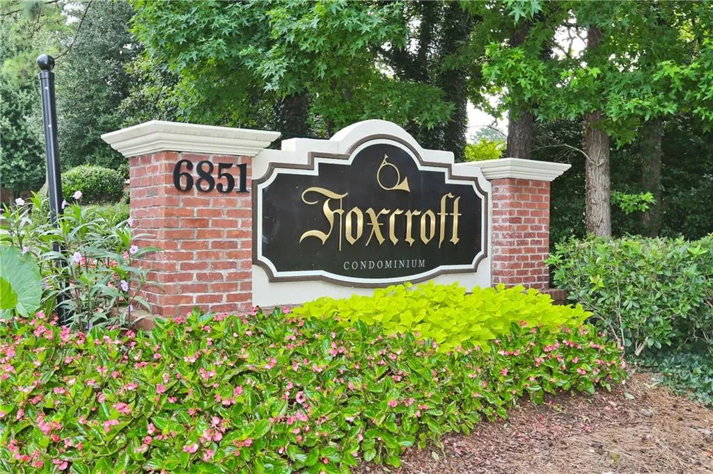 6851 Roswell Road Unit H28, Atlanta, Georgia 30328, 2 Bedrooms Bedrooms, ,2 BathroomsBathrooms,Residential,Sold,6851 Roswell Road Unit H28,5884365