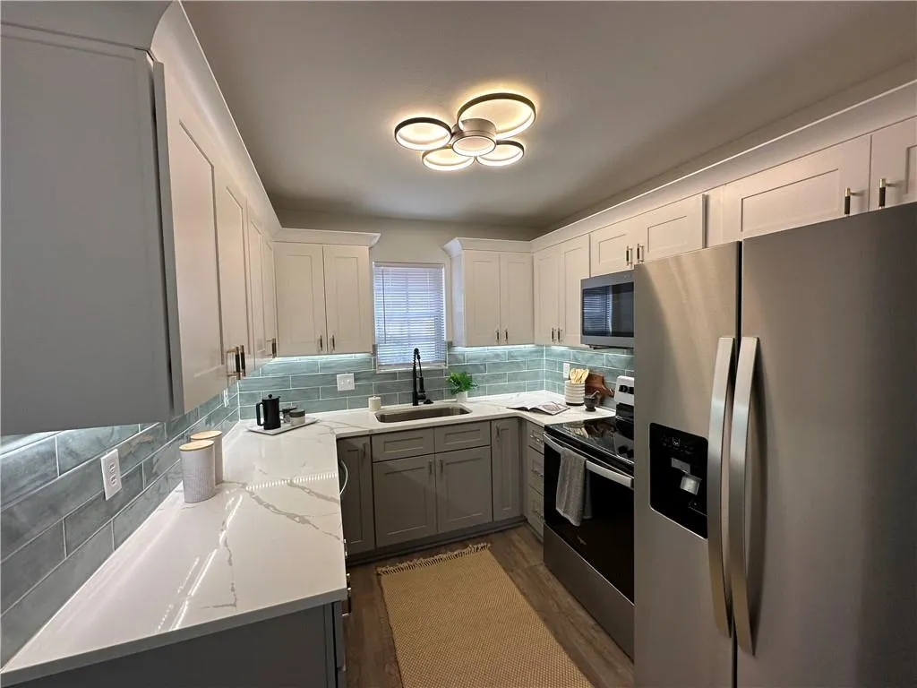 5517 Kingsport Drive, Sandy Springs, Georgia 30342, 2 Bedrooms Bedrooms, ,1 BathroomBathrooms,Residential,Sold,5517 Kingsport Drive,7206339