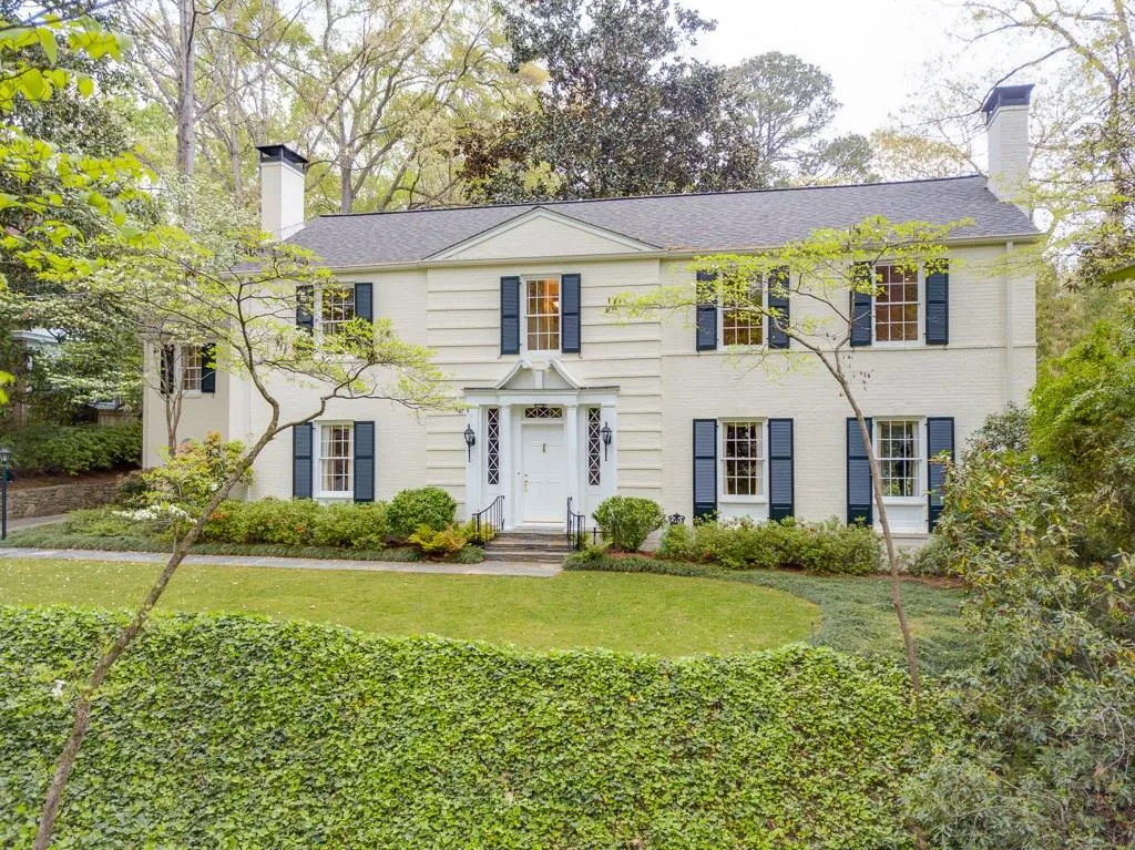 3061 W Pine Valley Road Nw, Atlanta, Georgia 30305, 4 Bedrooms Bedrooms, ,3 BathroomsBathrooms,Residential,Sold,3061 W Pine Valley Road Nw,5989480