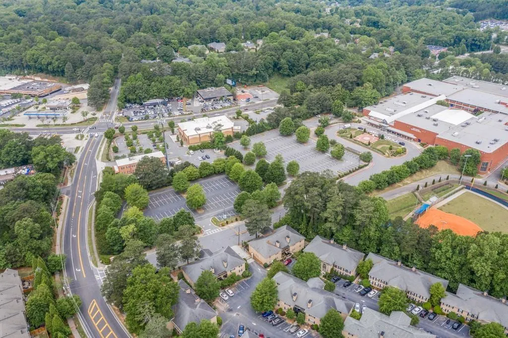 750 Dalrymple Road Unit L3, Sandy Springs, Georgia 30328, 2 Bedrooms Bedrooms, ,2 BathroomsBathrooms,Residential,Sold,750 Dalrymple Road Unit L3,6724276