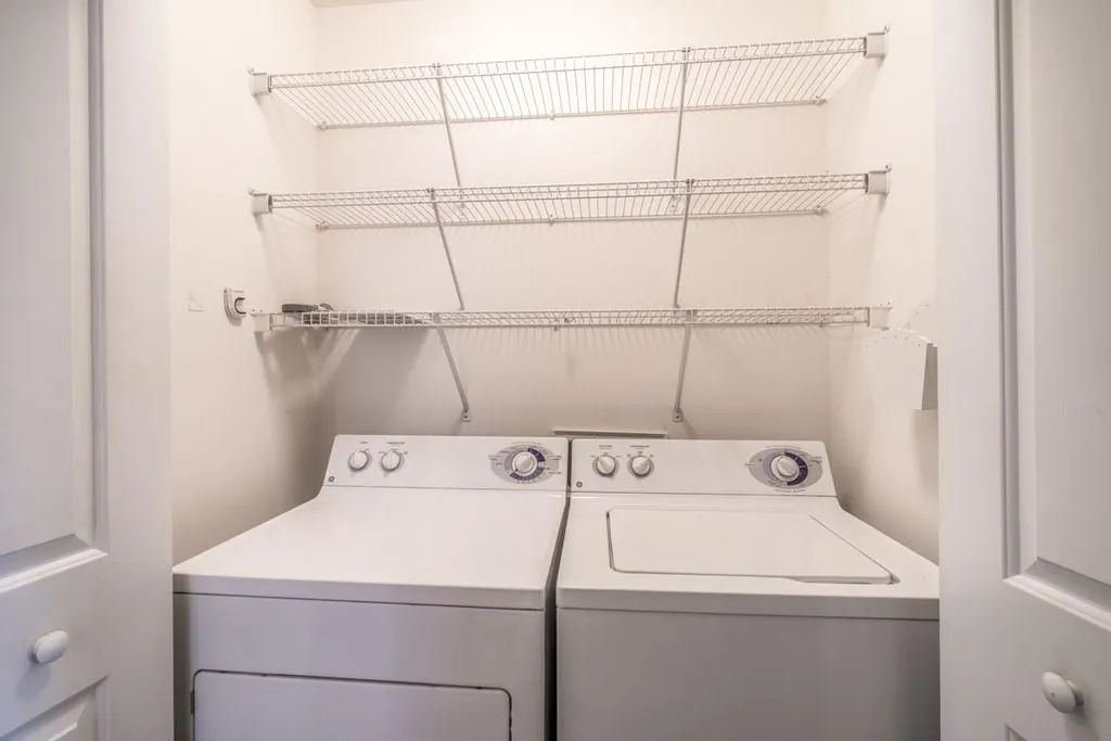 750 Dalrymple Road Unit L3, Sandy Springs, Georgia 30328, 2 Bedrooms Bedrooms, ,2 BathroomsBathrooms,Residential,Sold,750 Dalrymple Road Unit L3,6724276