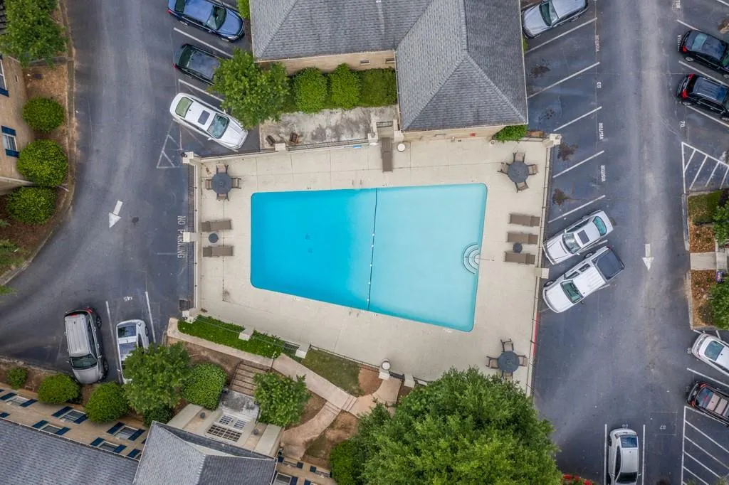 750 Dalrymple Road Unit L3, Sandy Springs, Georgia 30328, 2 Bedrooms Bedrooms, ,2 BathroomsBathrooms,Residential,Sold,750 Dalrymple Road Unit L3,6724276