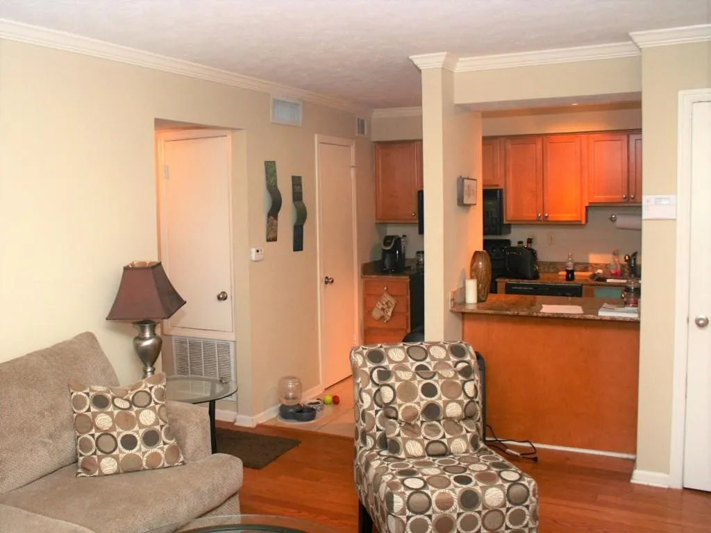 3140 Seven Pines Court Unit 102, Atlanta, Georgia 30339, 1 Bedroom Bedrooms, ,1 BathroomBathrooms,Residential,Sold,3140 Seven Pines Court Unit 102,5820716