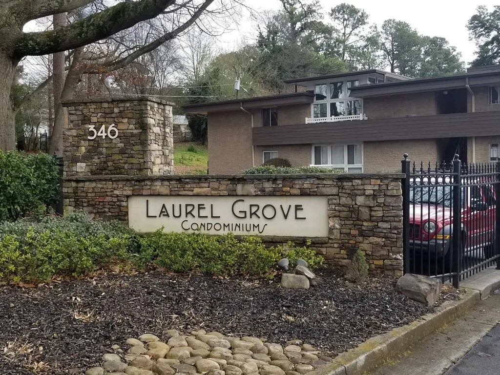 346 Carpenter Drive Unit 12, Sandy Springs, Georgia 30328, 2 Bedrooms Bedrooms, ,2 BathroomsBathrooms,Residential,Sold,346 Carpenter Drive Unit 12,6734800