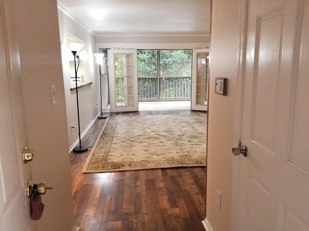 346 Carpenter Drive Unit 12, Sandy Springs, Georgia 30328, 2 Bedrooms Bedrooms, ,2 BathroomsBathrooms,Residential,Sold,346 Carpenter Drive Unit 12,6734800