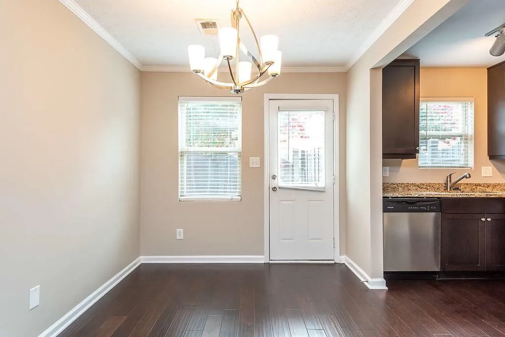 245 Winding River Drive Unit F, Sandy Springs, Georgia 30350, 2 Bedrooms Bedrooms, ,1 BathroomBathrooms,Residential,Sold,245 Winding River Drive Unit F,6581667