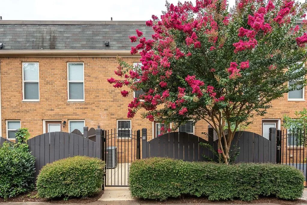 245 Winding River Drive Unit F, Sandy Springs, Georgia 30350, 2 Bedrooms Bedrooms, ,1 BathroomBathrooms,Residential,Sold,245 Winding River Drive Unit F,6581667