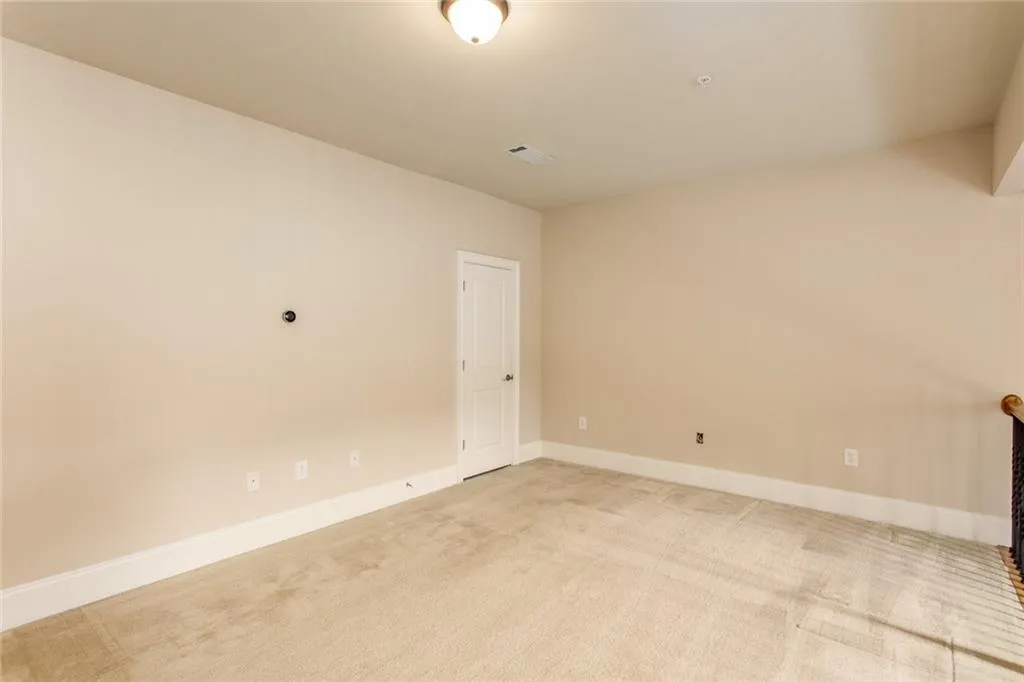 819 Perennial Drive, Atlanta, Georgia 30328, 3 Bedrooms Bedrooms, ,3 BathroomsBathrooms,Residential,Sold,819 Perennial Drive,6630033