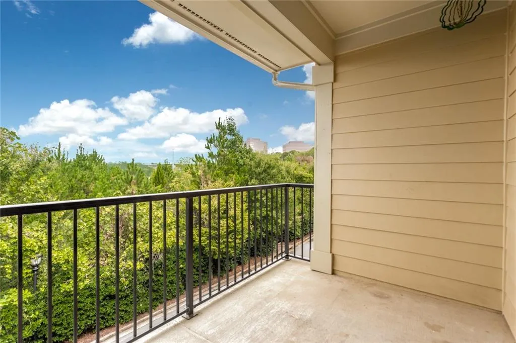 819 Perennial Drive, Atlanta, Georgia 30328, 3 Bedrooms Bedrooms, ,3 BathroomsBathrooms,Residential,Sold,819 Perennial Drive,6630033