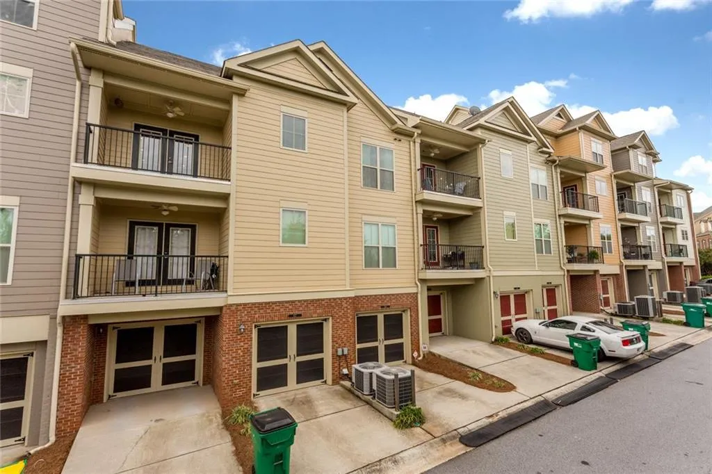 819 Perennial Drive, Atlanta, Georgia 30328, 3 Bedrooms Bedrooms, ,3 BathroomsBathrooms,Residential,Sold,819 Perennial Drive,6630033