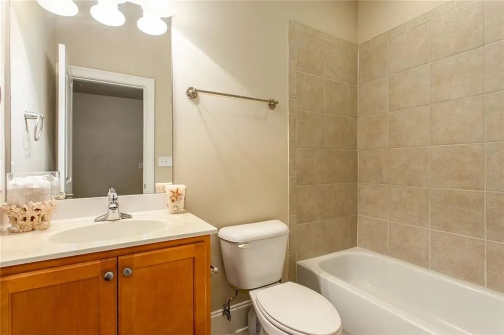 819 Perennial Drive, Atlanta, Georgia 30328, 3 Bedrooms Bedrooms, ,3 BathroomsBathrooms,Residential,Sold,819 Perennial Drive,6630033