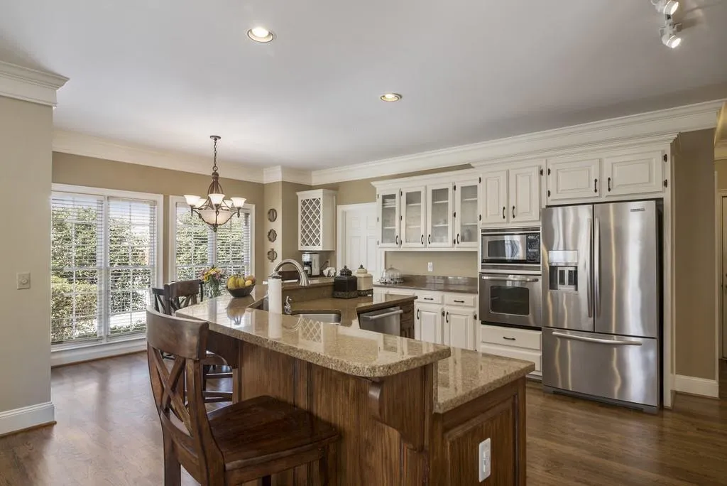 110 Wicksford Glen Ne, Sandy Springs, Georgia 30350, 5 Bedrooms Bedrooms, ,4 BathroomsBathrooms,Residential,Sold,110 Wicksford Glen Ne,6527123
