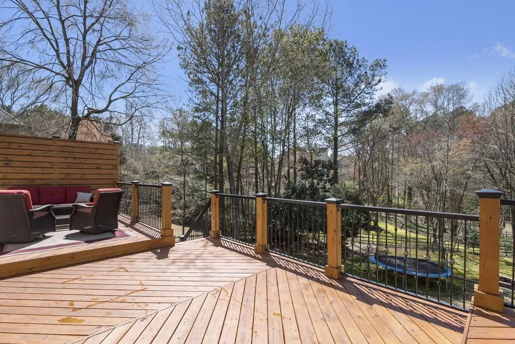 110 Wicksford Glen Ne, Sandy Springs, Georgia 30350, 5 Bedrooms Bedrooms, ,4 BathroomsBathrooms,Residential,Sold,110 Wicksford Glen Ne,6527123