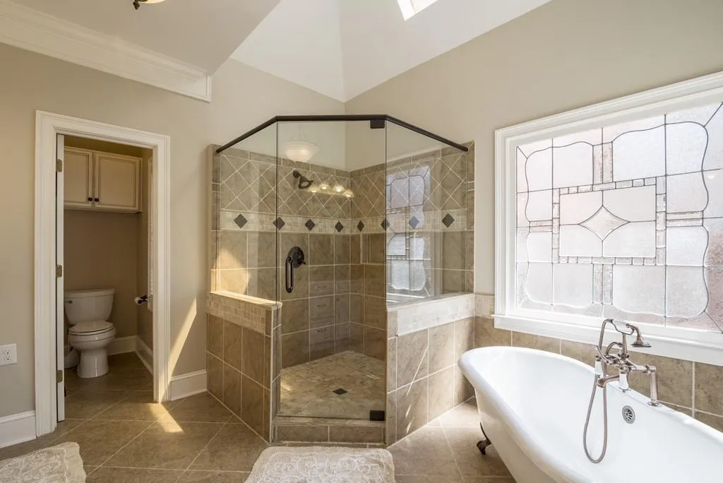 110 Wicksford Glen Ne, Sandy Springs, Georgia 30350, 5 Bedrooms Bedrooms, ,4 BathroomsBathrooms,Residential,Sold,110 Wicksford Glen Ne,6527123
