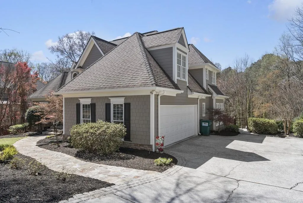 110 Wicksford Glen Ne, Sandy Springs, Georgia 30350, 5 Bedrooms Bedrooms, ,4 BathroomsBathrooms,Residential,Sold,110 Wicksford Glen Ne,6527123