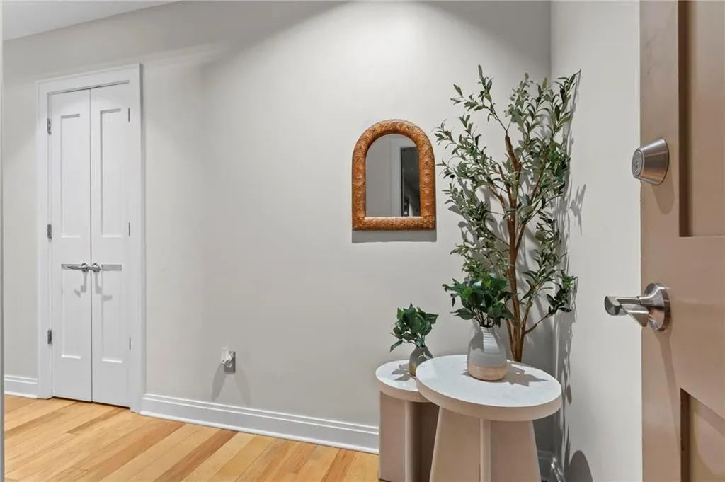 905 Juniper Street Ne Unit 808, Atlanta, Georgia 30309, 2 Bedrooms Bedrooms, 0 ,2 BathroomsBathrooms,Residential,For Sale,905 Juniper Street Ne Unit 808,7713503