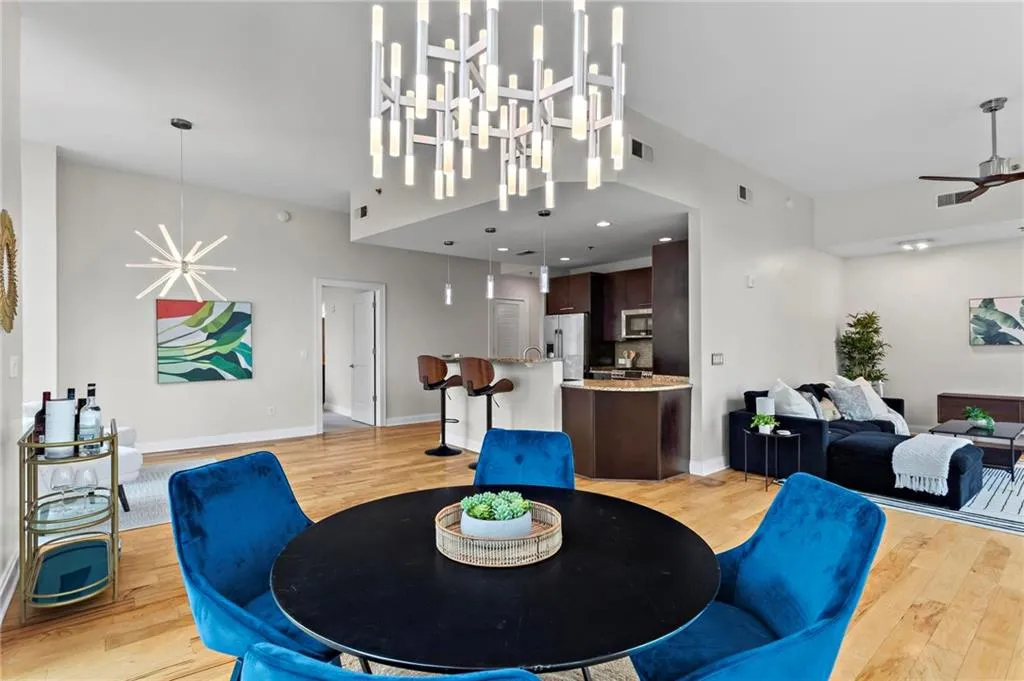 905 Juniper Street Ne Unit 808, Atlanta, Georgia 30309, 2 Bedrooms Bedrooms, 0 ,2 BathroomsBathrooms,Residential,For Sale,905 Juniper Street Ne Unit 808,7713503