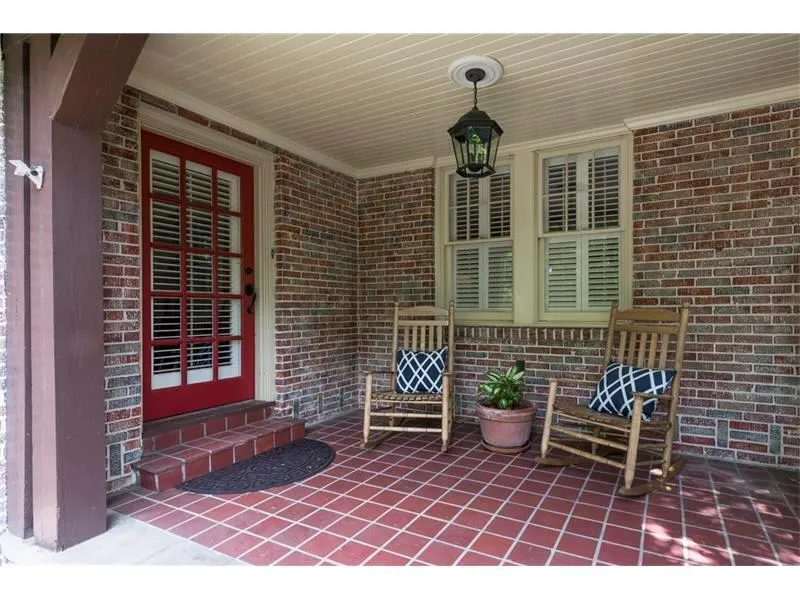 2727 N Hills Drive Ne, Atlanta, Georgia 30305, 4 Bedrooms Bedrooms, ,4 BathroomsBathrooms,Residential,Sold,2727 N Hills Drive Ne,5677040