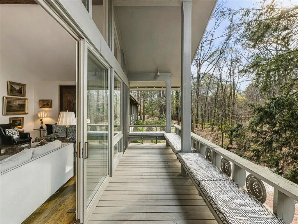 1330 W Garmon Road, Atlanta, Georgia 30327, 4 Bedrooms Bedrooms, ,4 BathroomsBathrooms,Residential,Sold,1330 W Garmon Road,7358366