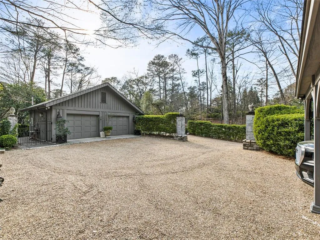 1330 W Garmon Road, Atlanta, Georgia 30327, 4 Bedrooms Bedrooms, ,4 BathroomsBathrooms,Residential,Sold,1330 W Garmon Road,7358366