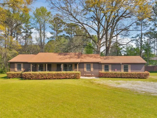 2037 Hampton Locust Grove Road, Locust Grove, Georgia 30248