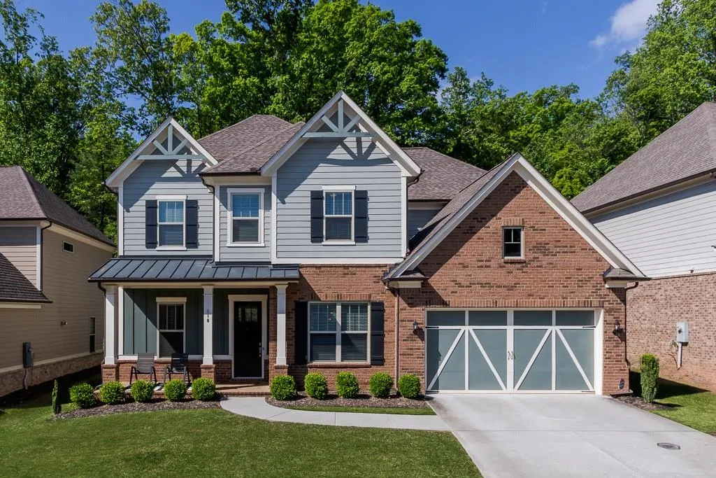 110 Austin Drive, Sandy Springs, Georgia 30328, 4 Bedrooms Bedrooms, ,3 BathroomsBathrooms,Residential,Sold,110 Austin Drive,6846156