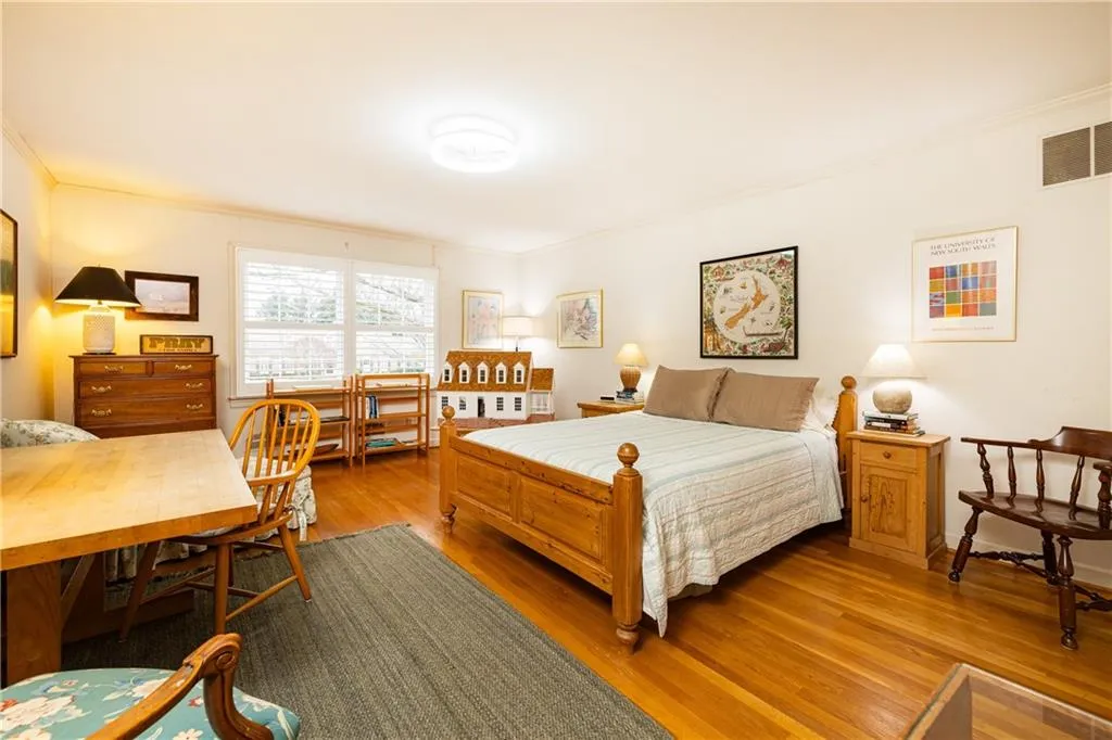 Guest bedroom on upper level
