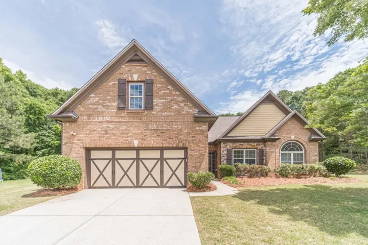 997 Spanish Moss Trail, Loganville, Georgia 30052