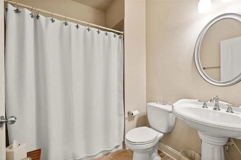 245 Mystic Ridge Hill, Atlanta, Georgia 30342, 4 Bedrooms Bedrooms, ,3 BathroomsBathrooms,Residential,Sold,245 Mystic Ridge Hill,6941958