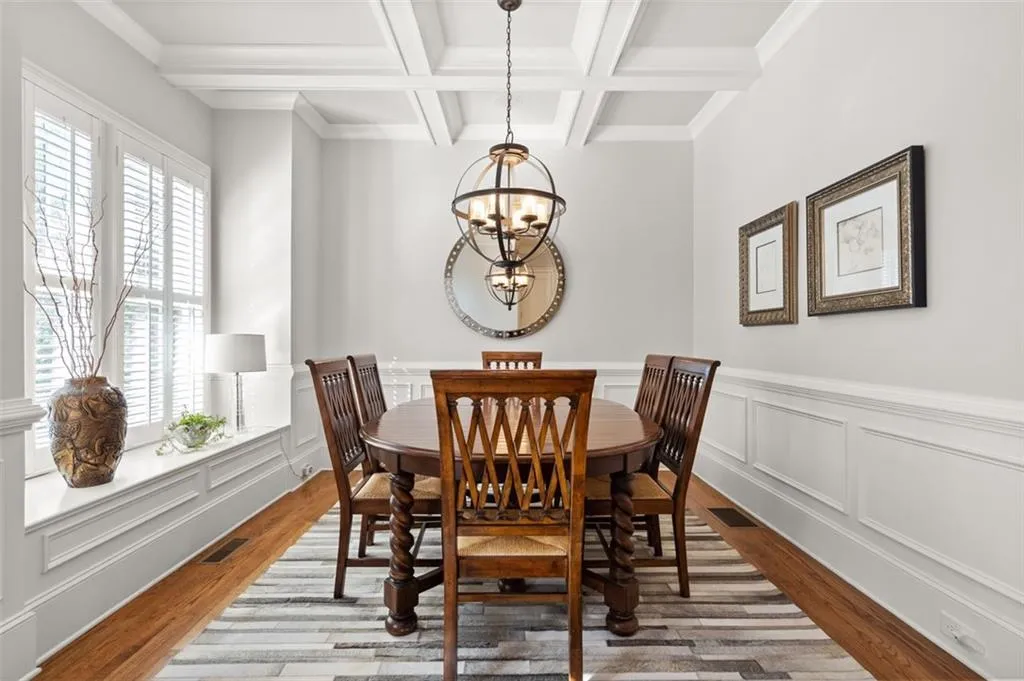 245 Mystic Ridge Hill, Atlanta, Georgia 30342, 4 Bedrooms Bedrooms, ,3 BathroomsBathrooms,Residential,Sold,245 Mystic Ridge Hill,6941958