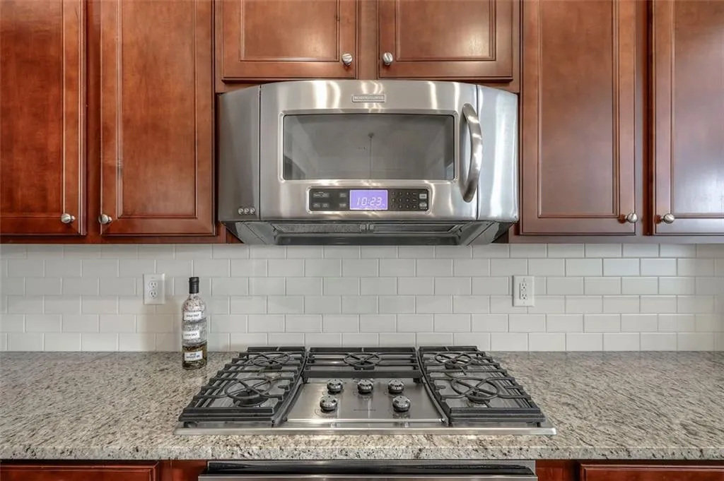 152 Barkley Lane, Atlanta, Georgia 30328, 3 Bedrooms Bedrooms, ,2 BathroomsBathrooms,Residential,Sold,152 Barkley Lane,6061923